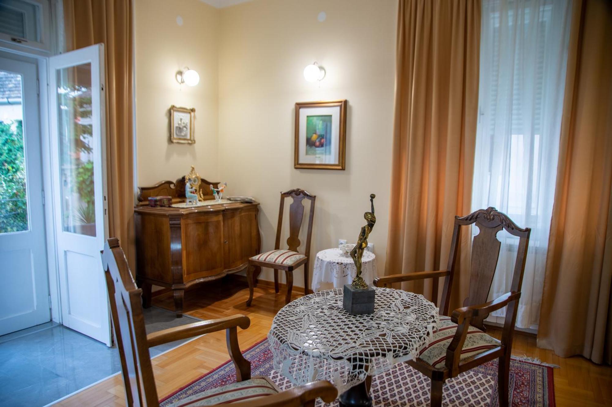 Apartman Centar Sremski Karlovci Exteriör bild